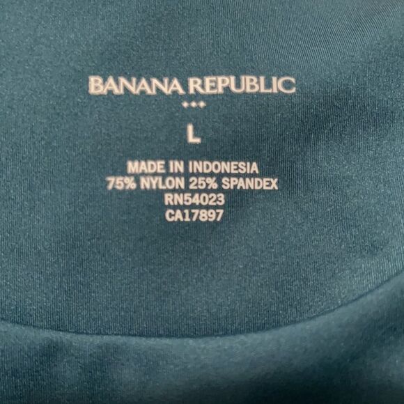 NWT- Banana Republic- L - Picture 6 of 6